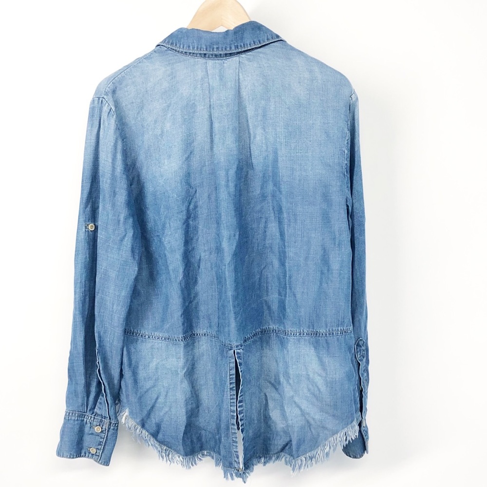 Bella Dahl Frayed Hem Split Back Button Down shirt - Picture 4 of 6